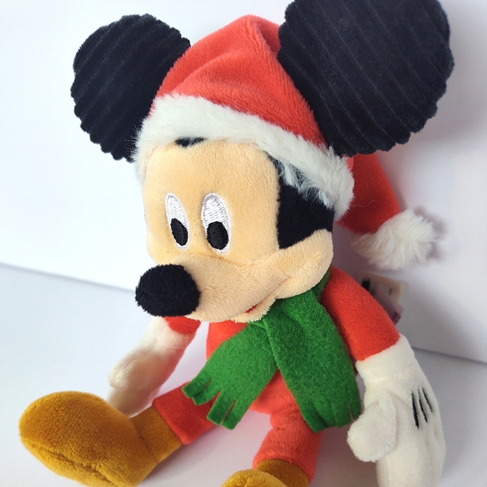 Scentsy/Disney Holiday Mickey Mouse Scented Buddy Clip